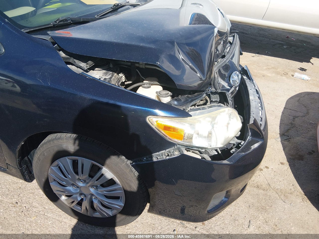 2011 TOYOTA COROLLA LE · 6/11
