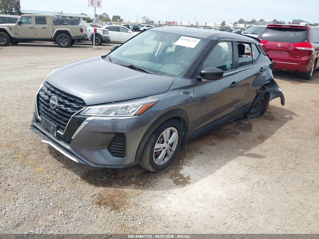 2023 NISSAN KICKS S XTRONIC CVT · 2/11