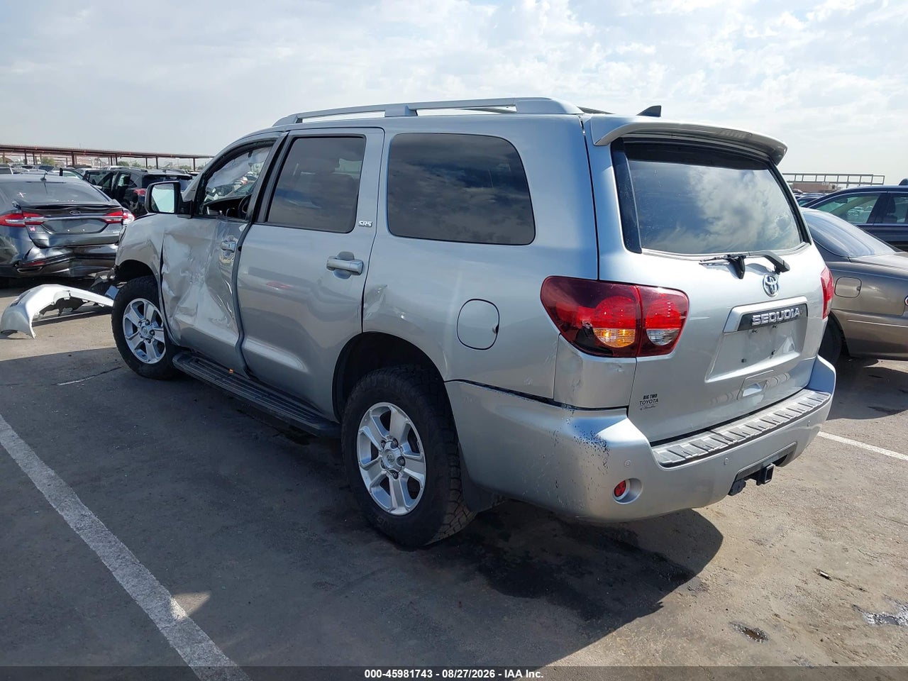 2021 TOYOTA SEQUOIA SR5 · 3/11