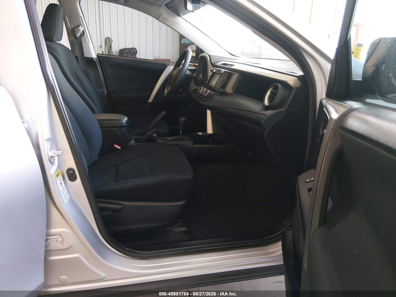 2014 TOYOTA RAV4 LE · 5/11