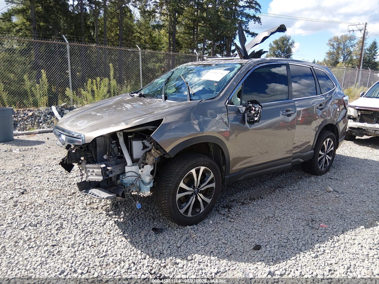 2020 SUBARU FORESTER LIMITED · 2/10