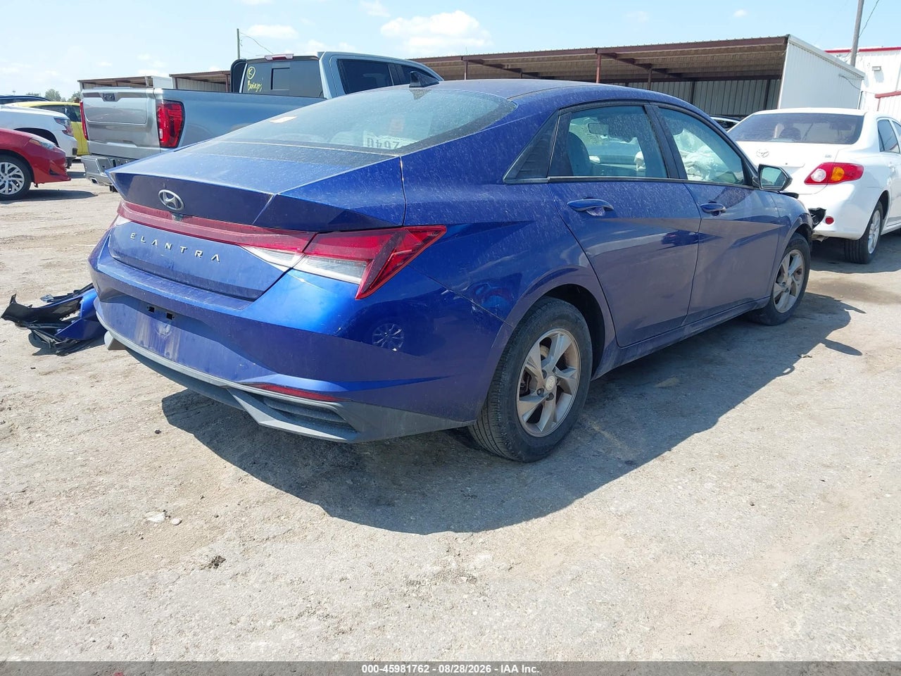 2021 HYUNDAI ELANTRA SE · 4/11