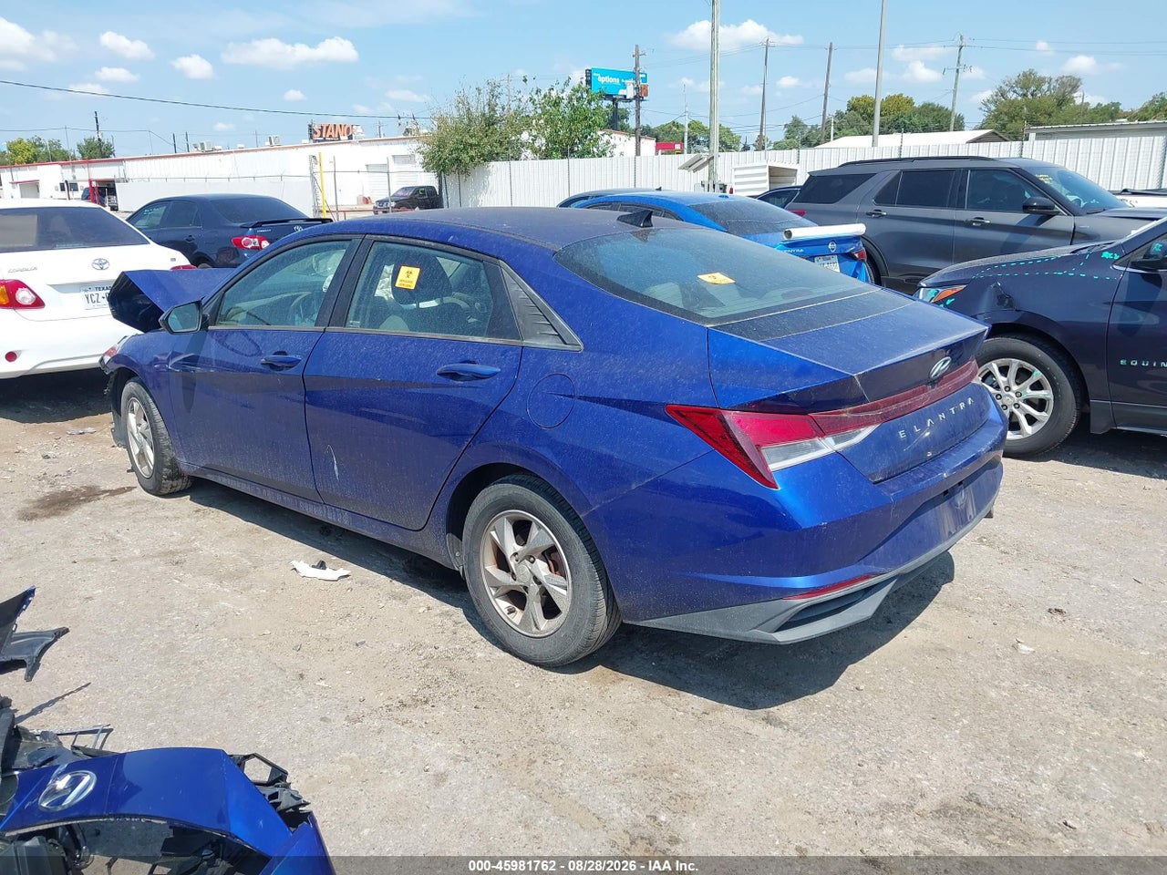 2021 HYUNDAI ELANTRA SE · 3/11