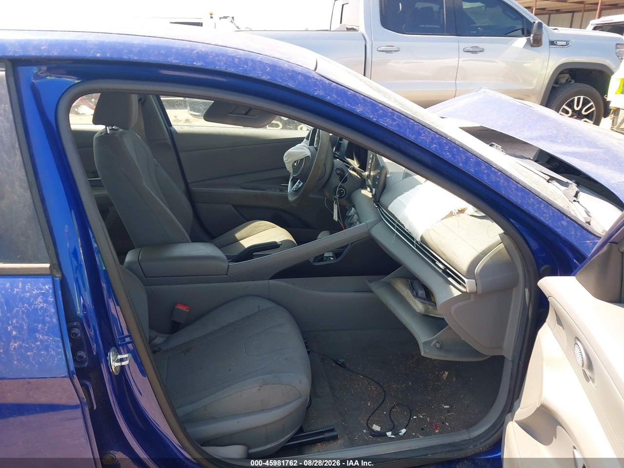 2021 HYUNDAI ELANTRA SE · 5/11