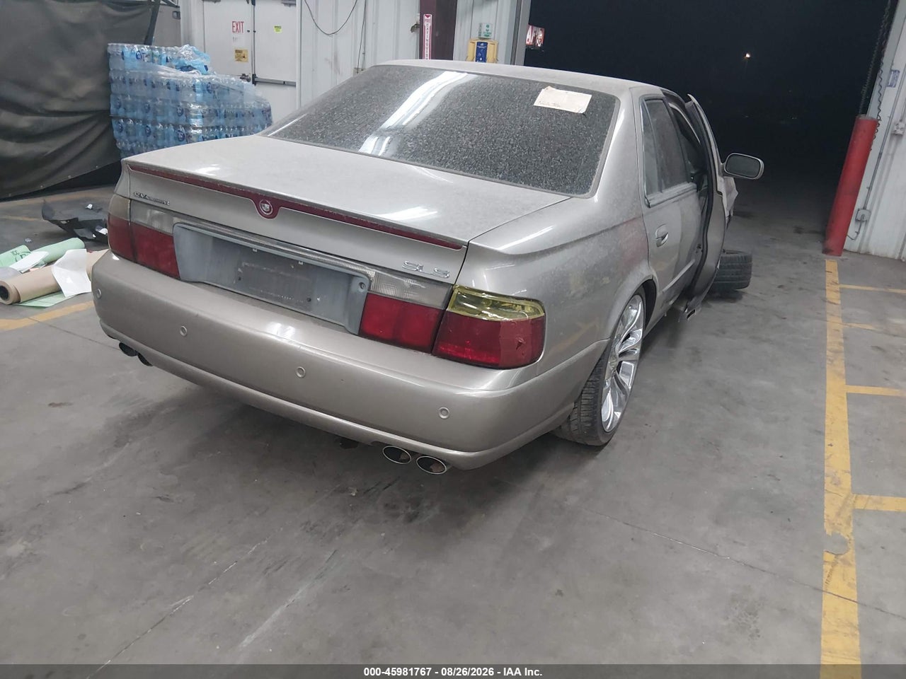 2003 CADILLAC SEVILLE SLS · 4/10