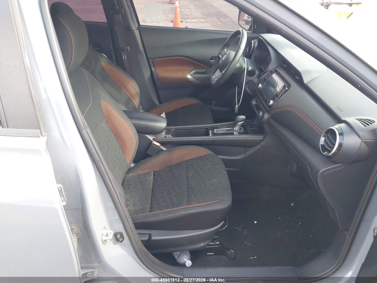 2021 NISSAN KICKS SR XTRONIC CVT · 5/11