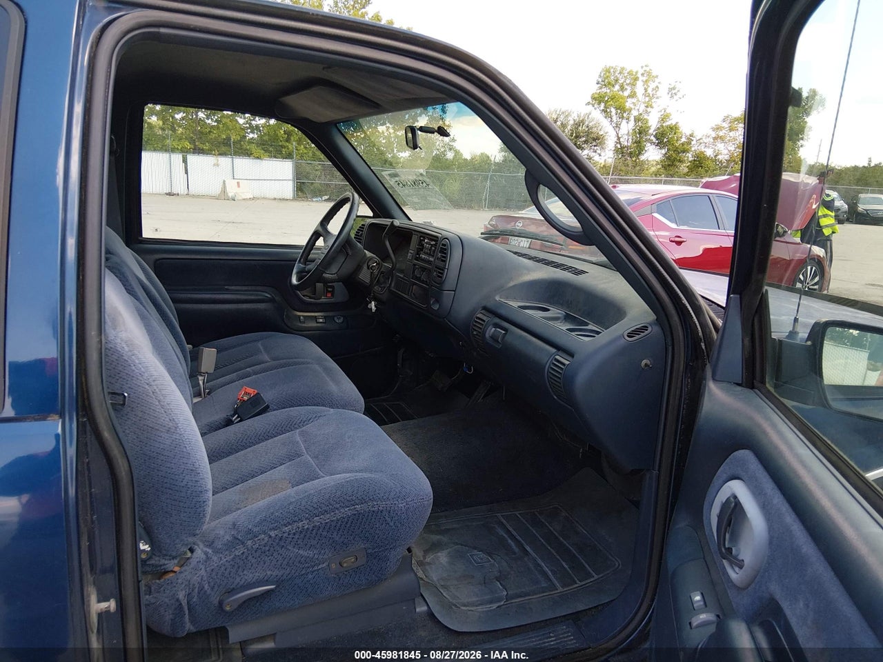 1996 CHEVROLET GMT-400 C1500 · 5/11