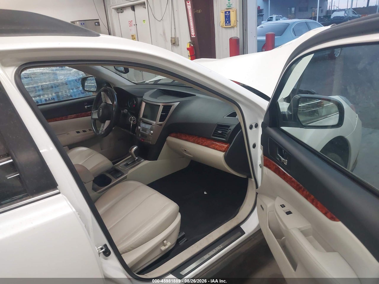 2011 SUBARU OUTBACK 3.6R LIMITED · 5/11