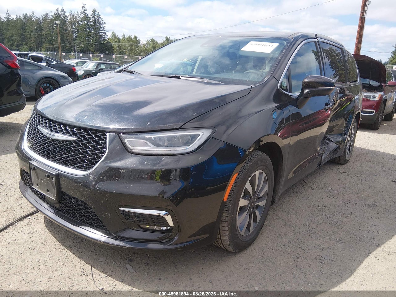2023 CHRYSLER PACIFICA HYBRID TOURING L · 2/11