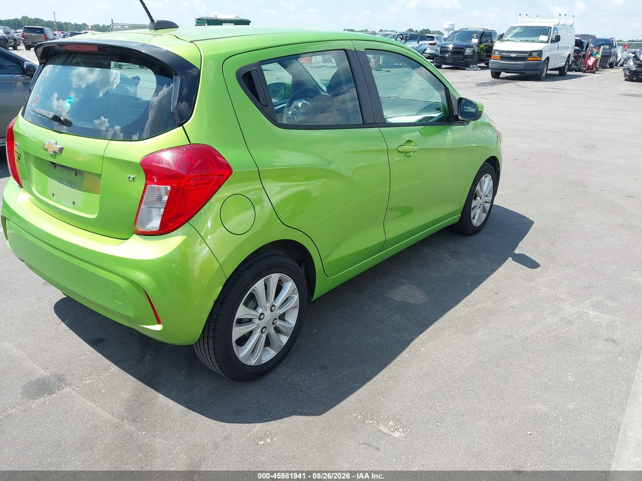 2016 CHEVROLET SPARK 1LT CVT · 4/11