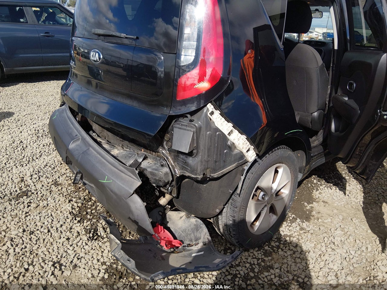 2016 KIA SOUL   · 6/11