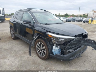 2023 TOYOTA COROLLA CROSS XLE