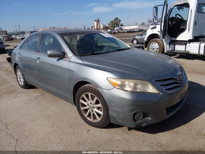 2011 TOYOTA CAMRY XLE