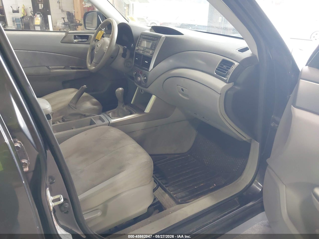 2009 SUBARU FORESTER 2.5X · 5/11