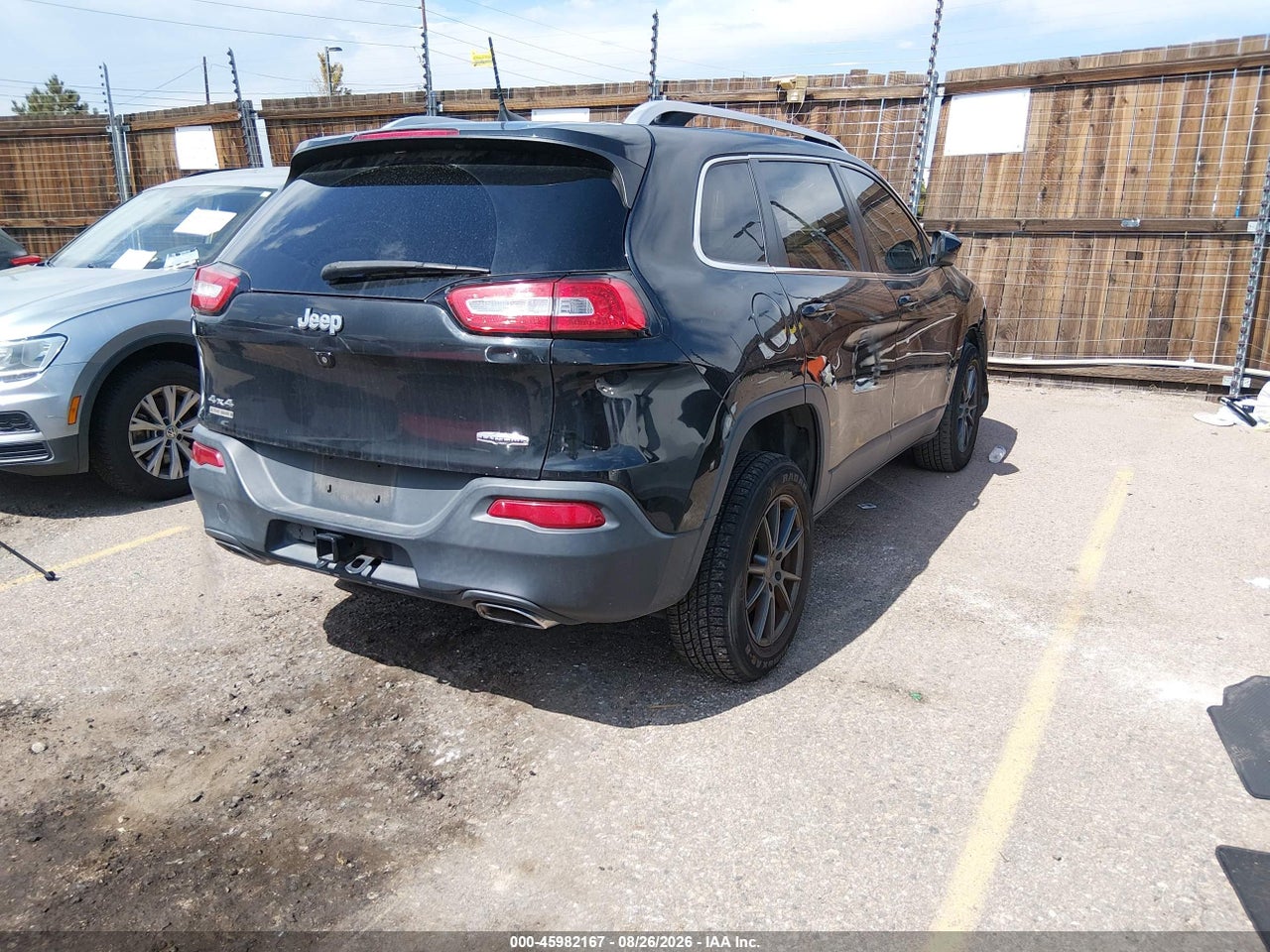 2016 JEEP CHEROKEE LATITUDE · 4/11