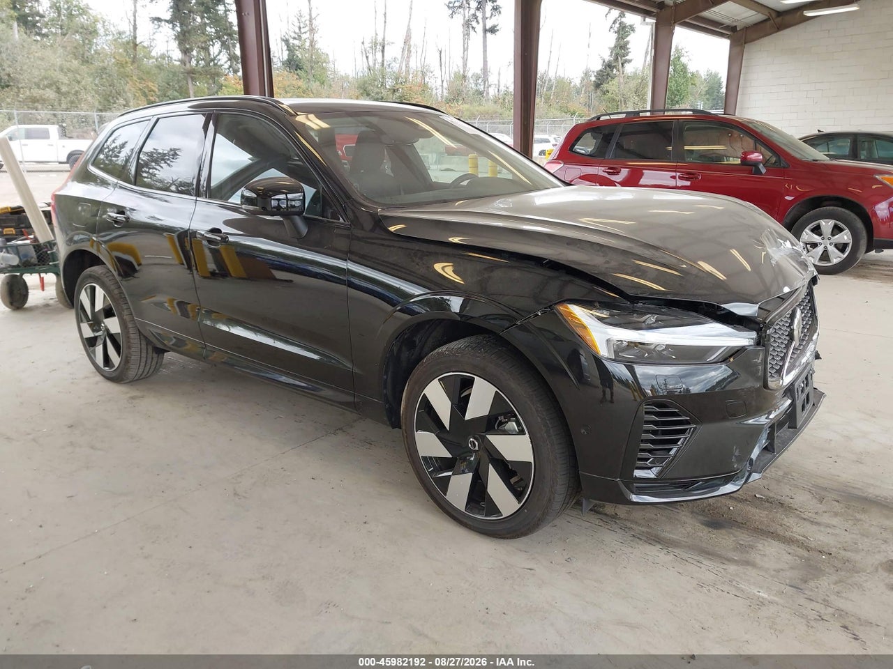 YV4H60RC7S1****** · 2025 VOLVO XC60 PLUG-IN HYBRID PLUS, T8 AWD ELECTRIC/GASOLINE, DARK