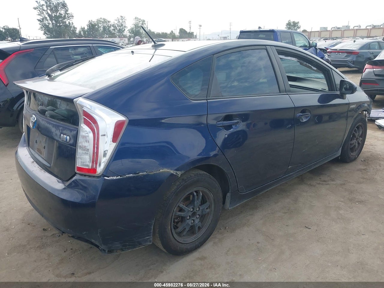 2013 TOYOTA PRIUS THREE · 4/10