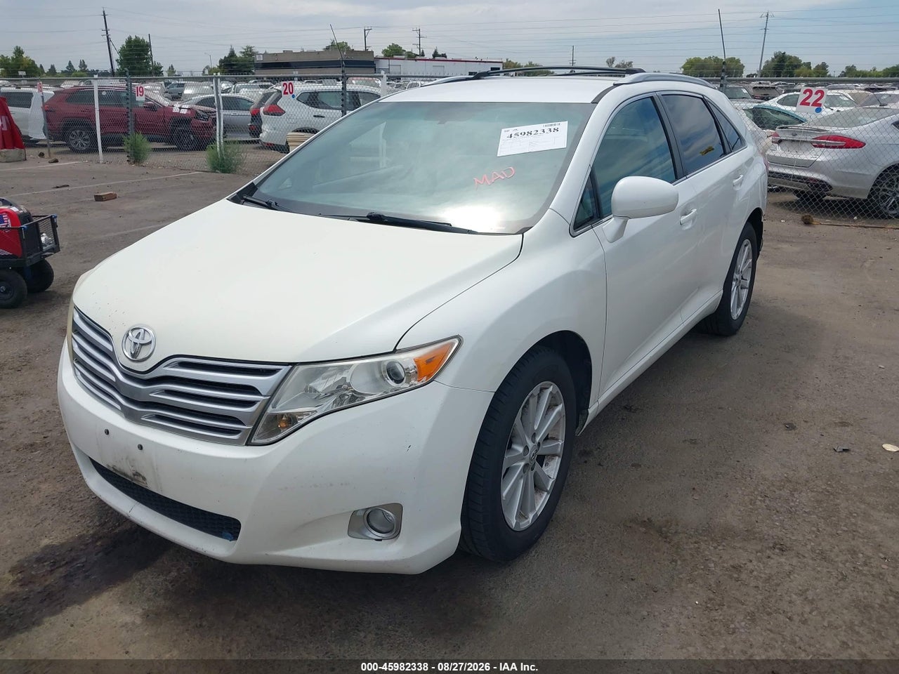 2010 TOYOTA VENZA   · 2/11
