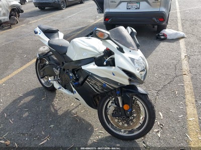 2011 SUZUKI GSX-R600  