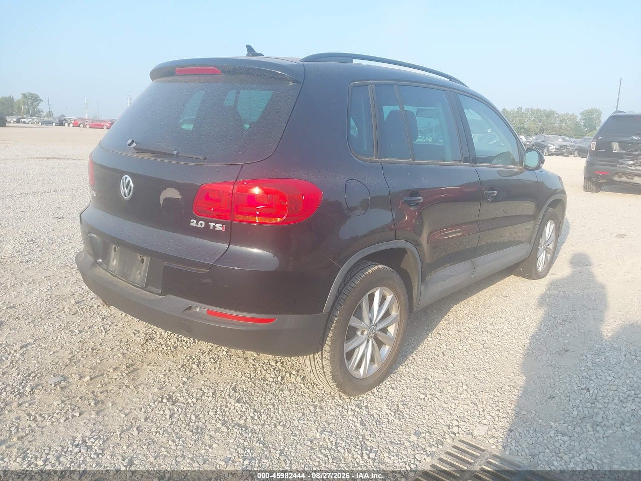 2015 VOLKSWAGEN TIGUAN SE · 4/11