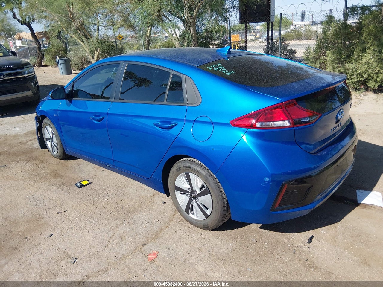 2017 HYUNDAI IONIQ HYBRID BLUE · 3/10