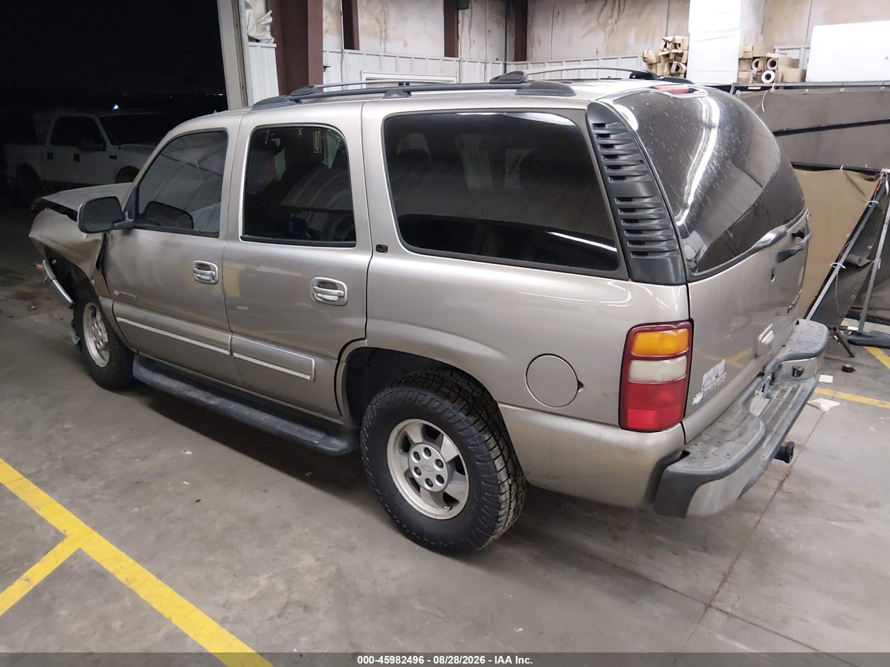 2002 CHEVROLET TAHOE LT · 3/10