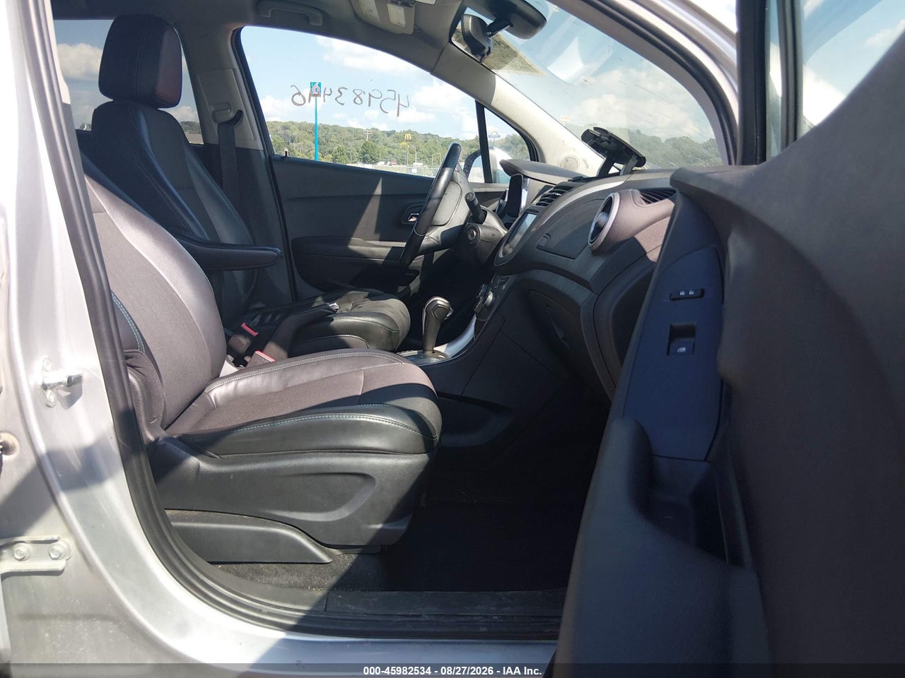 2016 CHEVROLET TRAX LT · 5/10