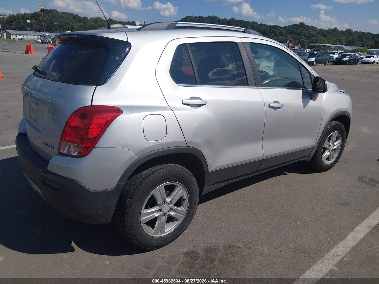 2016 CHEVROLET TRAX LT · 4/10