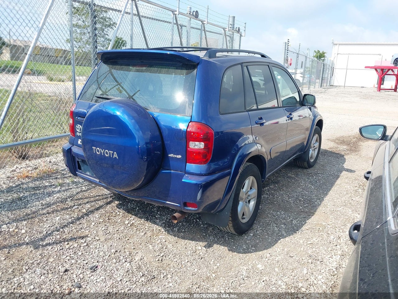 2004 TOYOTA RAV4 · 4/11