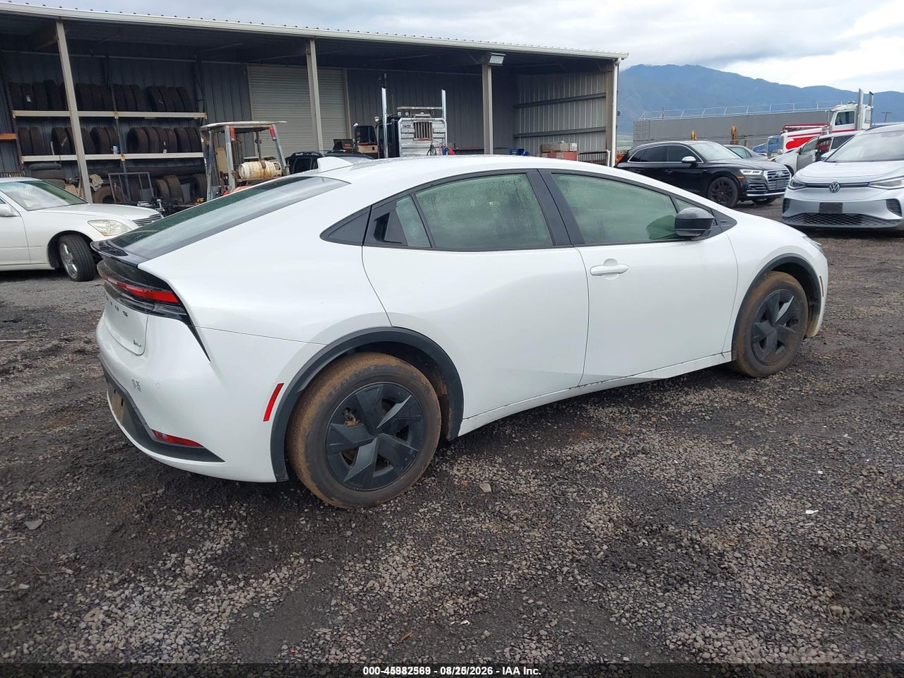2024 TOYOTA PRIUS LE · 4/11