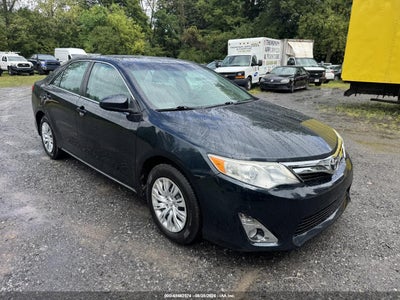 4T4BF1FK9ER****** · 2014 TOYOTA CAMRY LE