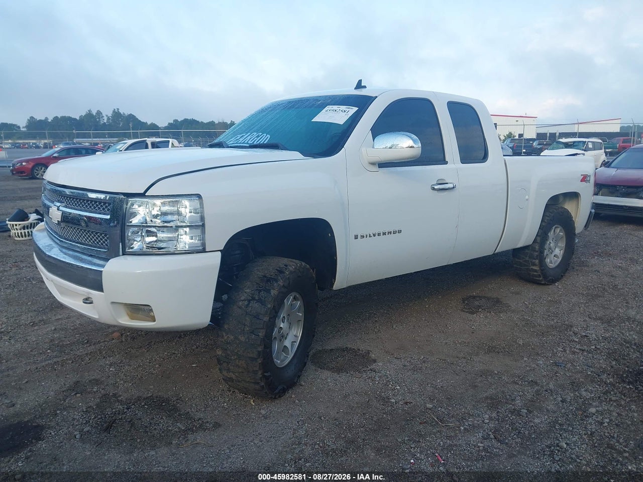 2008 CHEVROLET SILVERADO 1500 LT1 · 2/11