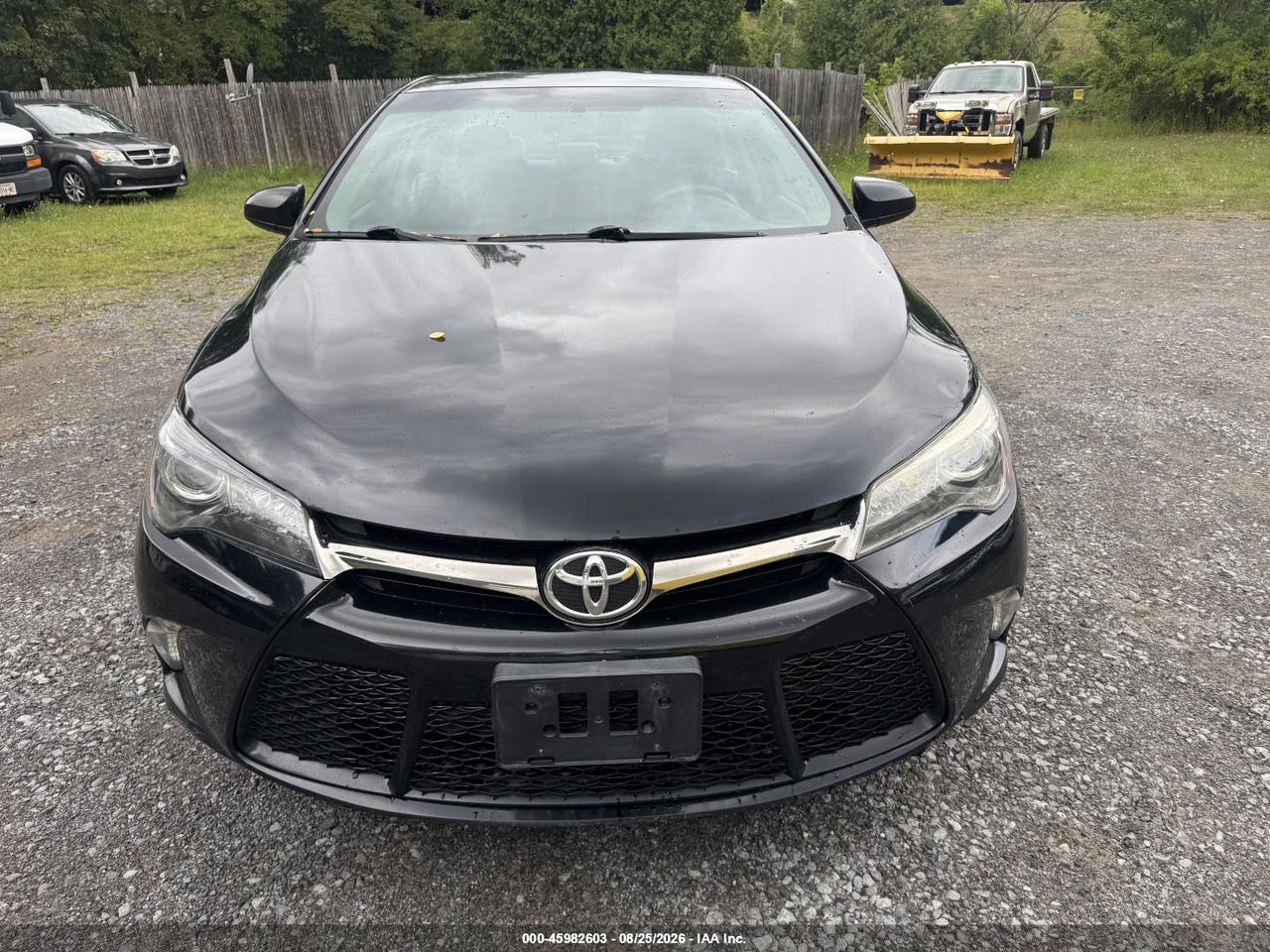 2016 TOYOTA CAMRY SE · 6/9