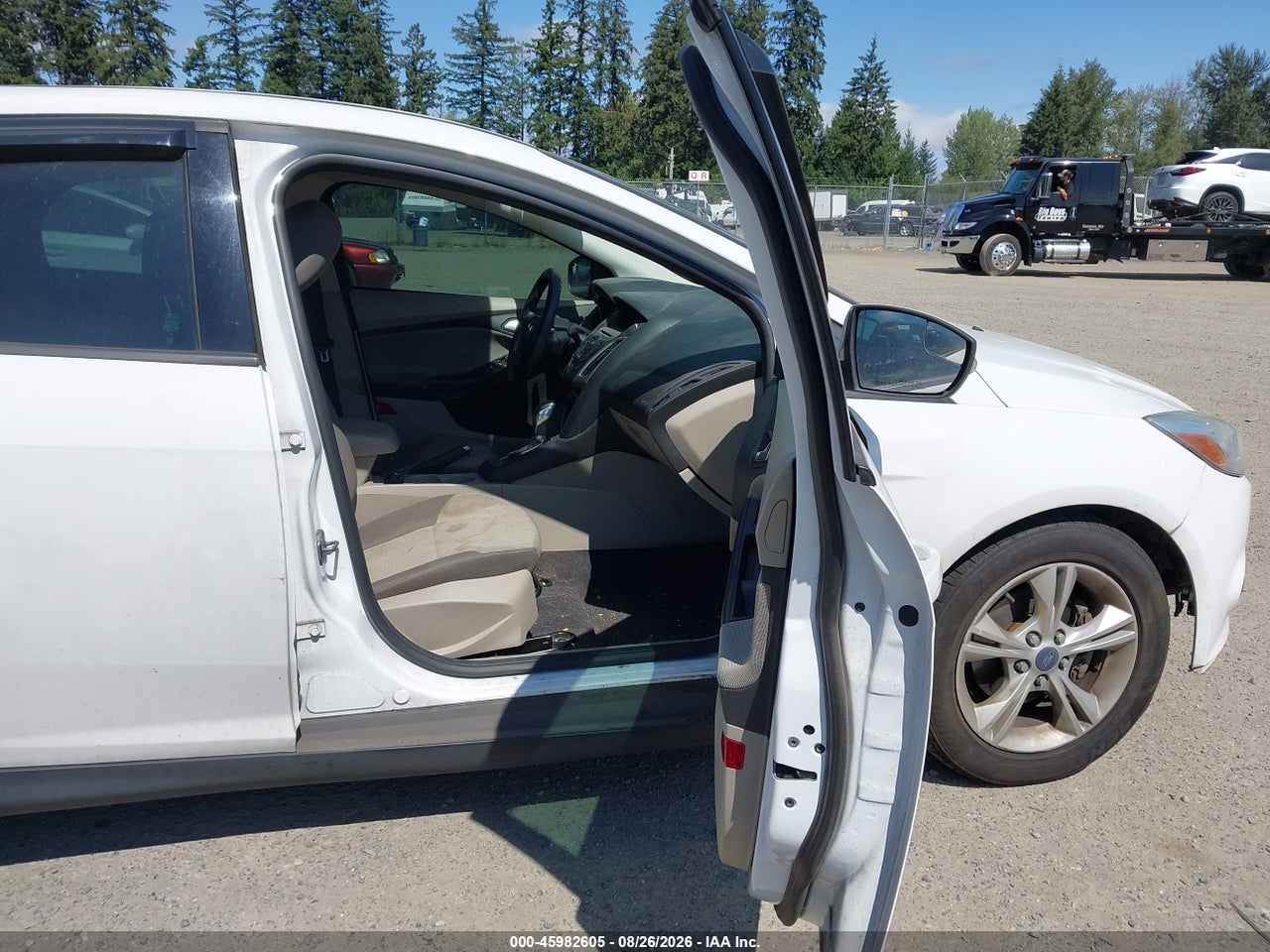 2014 FORD FOCUS SE · 5/11