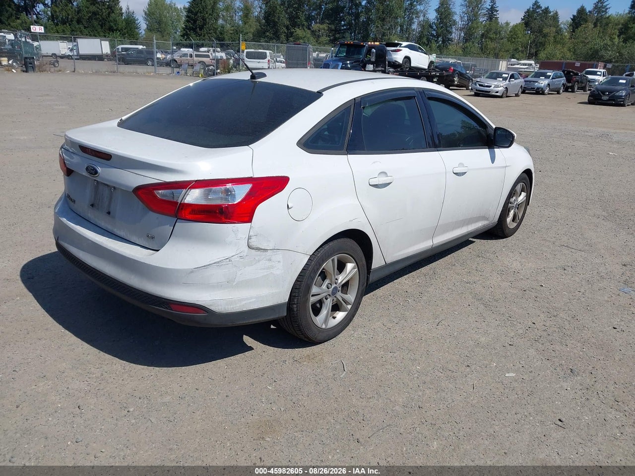 2014 FORD FOCUS SE · 4/11