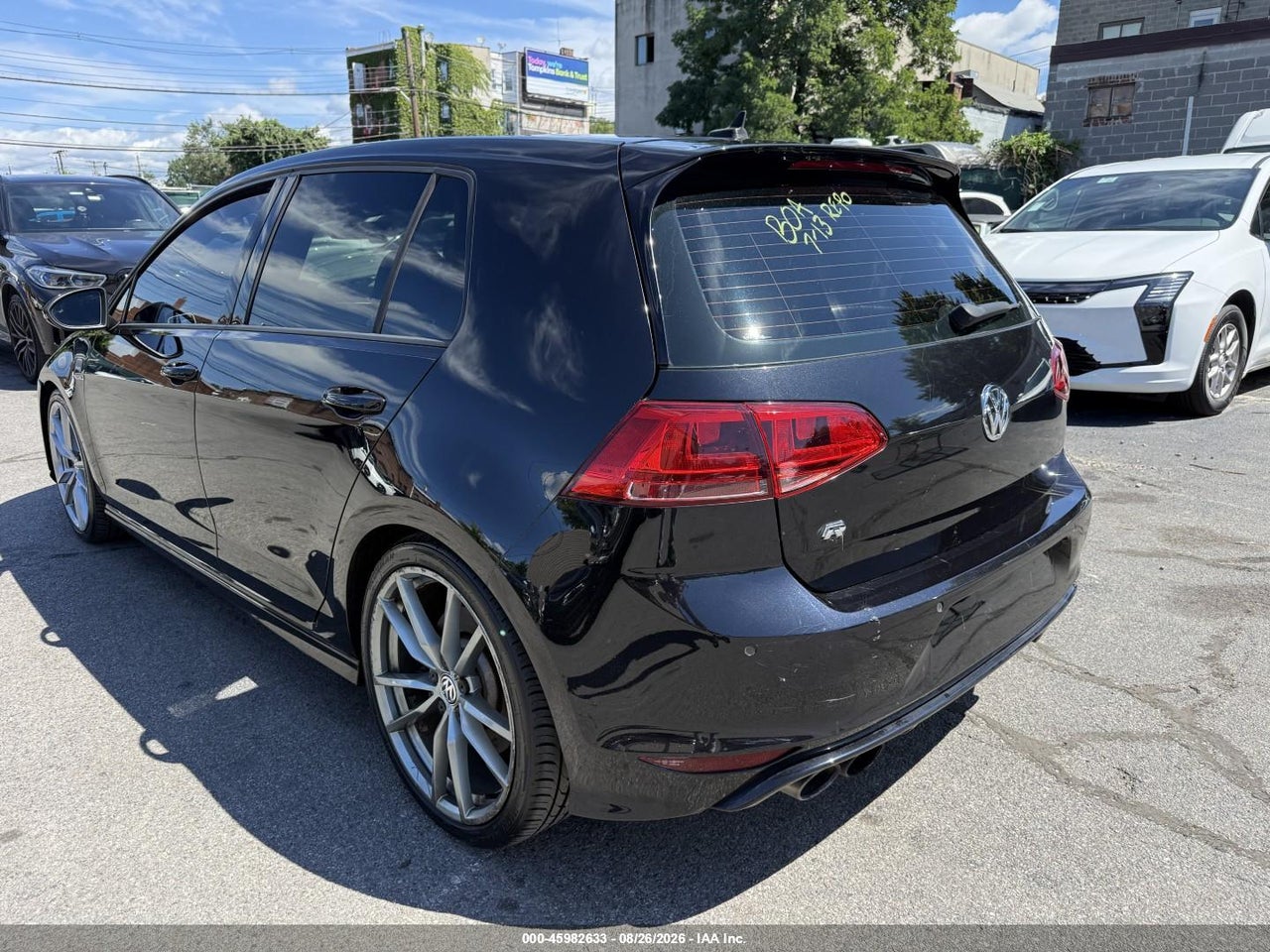 2017 VOLKSWAGEN GOLF R 4-DOOR W/DCC   NAVIGATION · 3/11