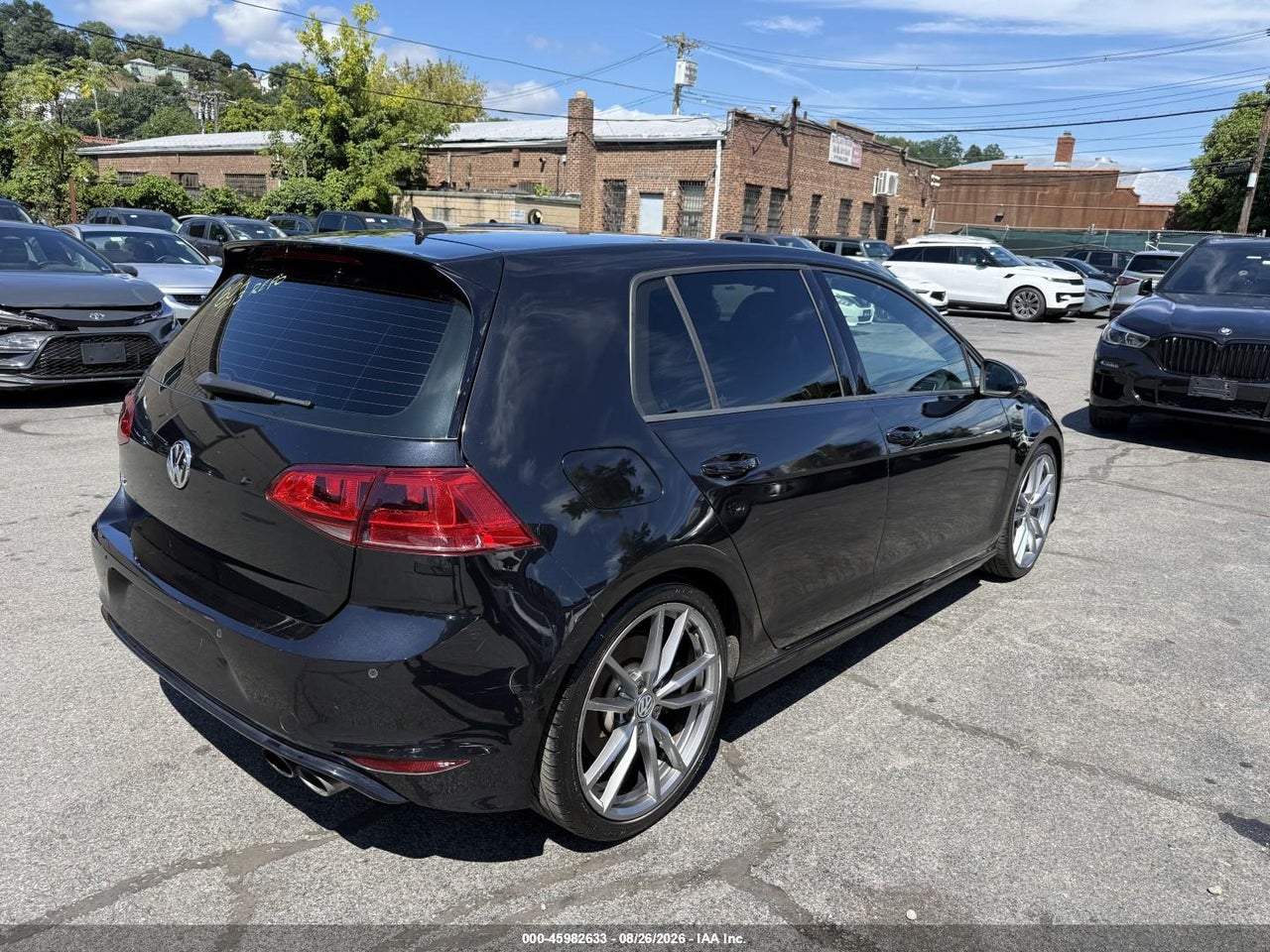 2017 VOLKSWAGEN GOLF R 4-DOOR W/DCC   NAVIGATION · 4/11