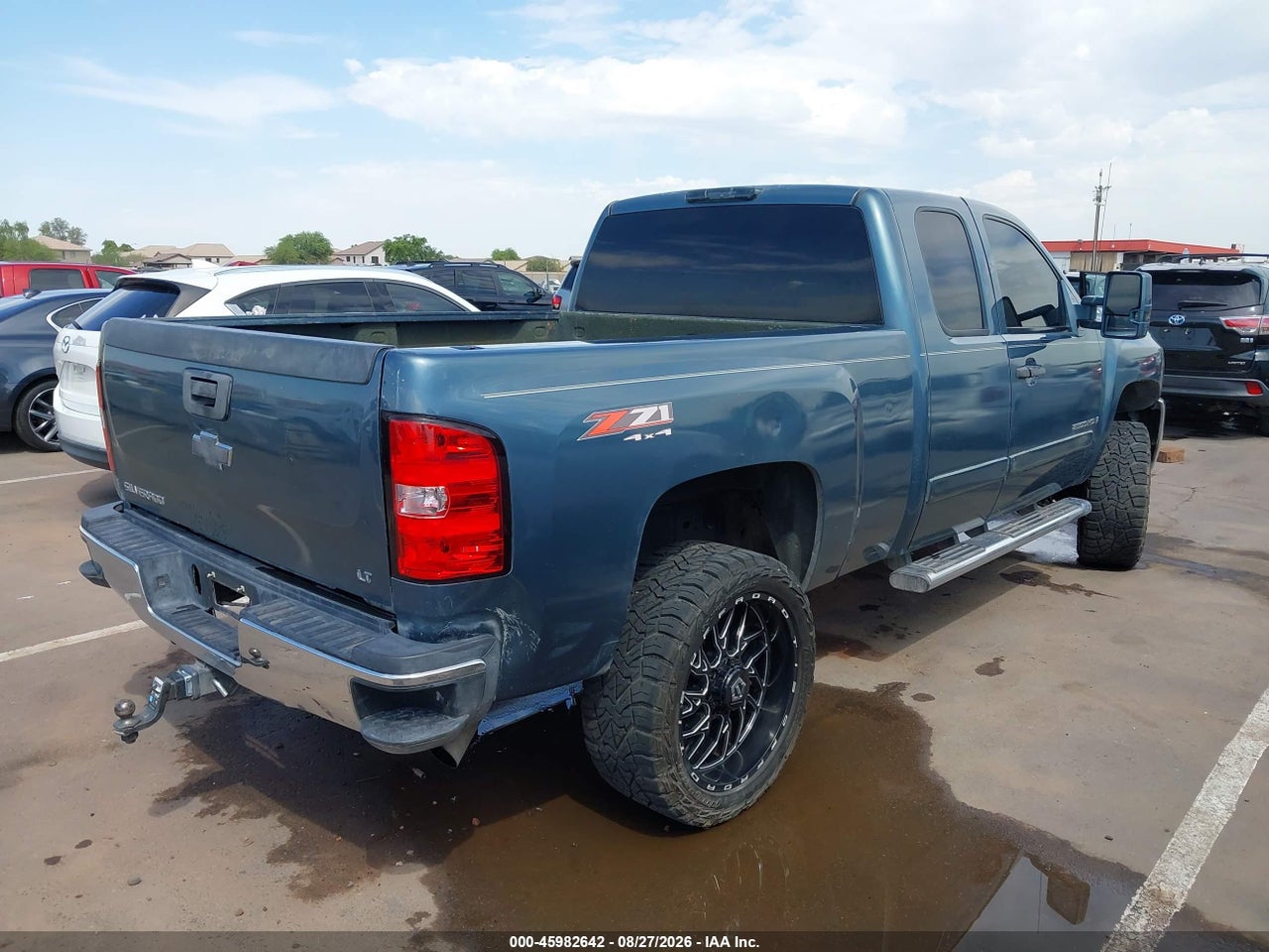 2008 CHEVROLET SILVERADO 2500HD LT1 · 4/11
