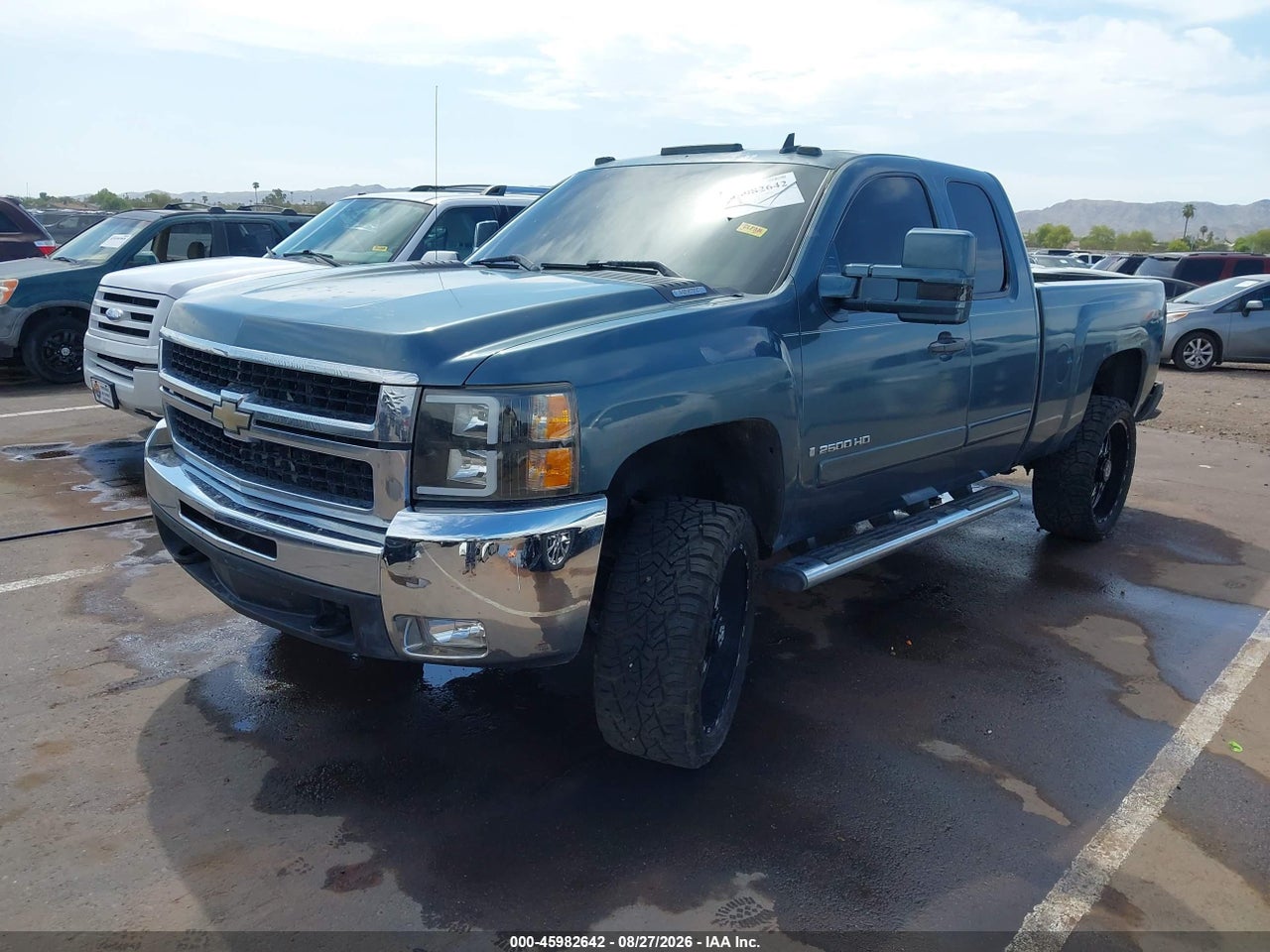 2008 CHEVROLET SILVERADO 2500HD LT1 · 2/11