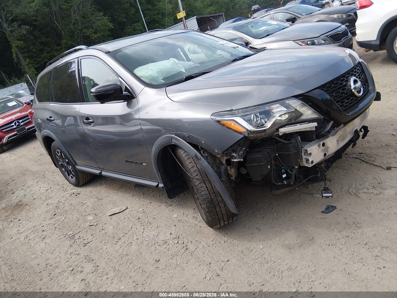 2019 NISSAN PATHFINDER SL