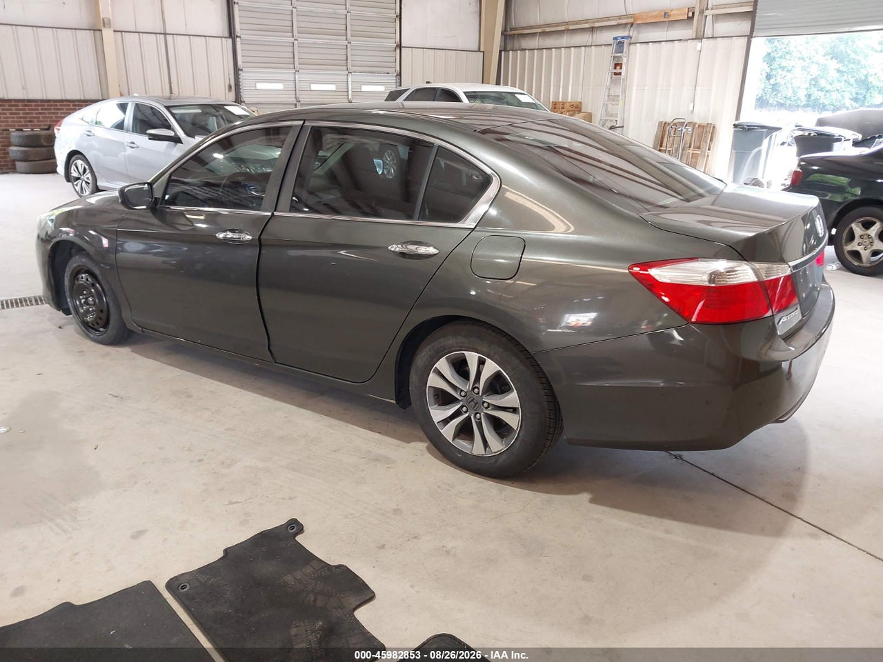 2013 HONDA ACCORD LX · 3/11