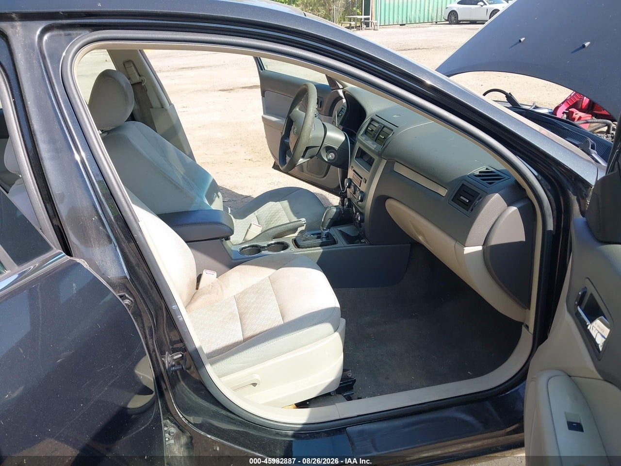 2011 FORD FUSION SE · 5/11