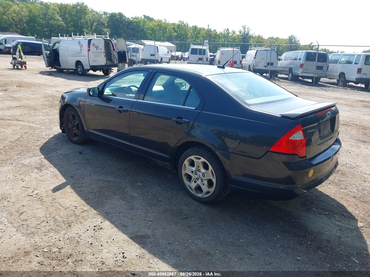2011 FORD FUSION SE · 3/11