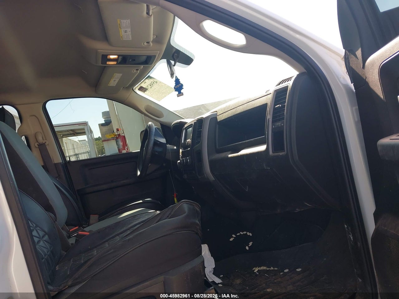 2023 RAM 1500 CLASSIC TRADESMAN  4X4 5'7 BOX · 5/11