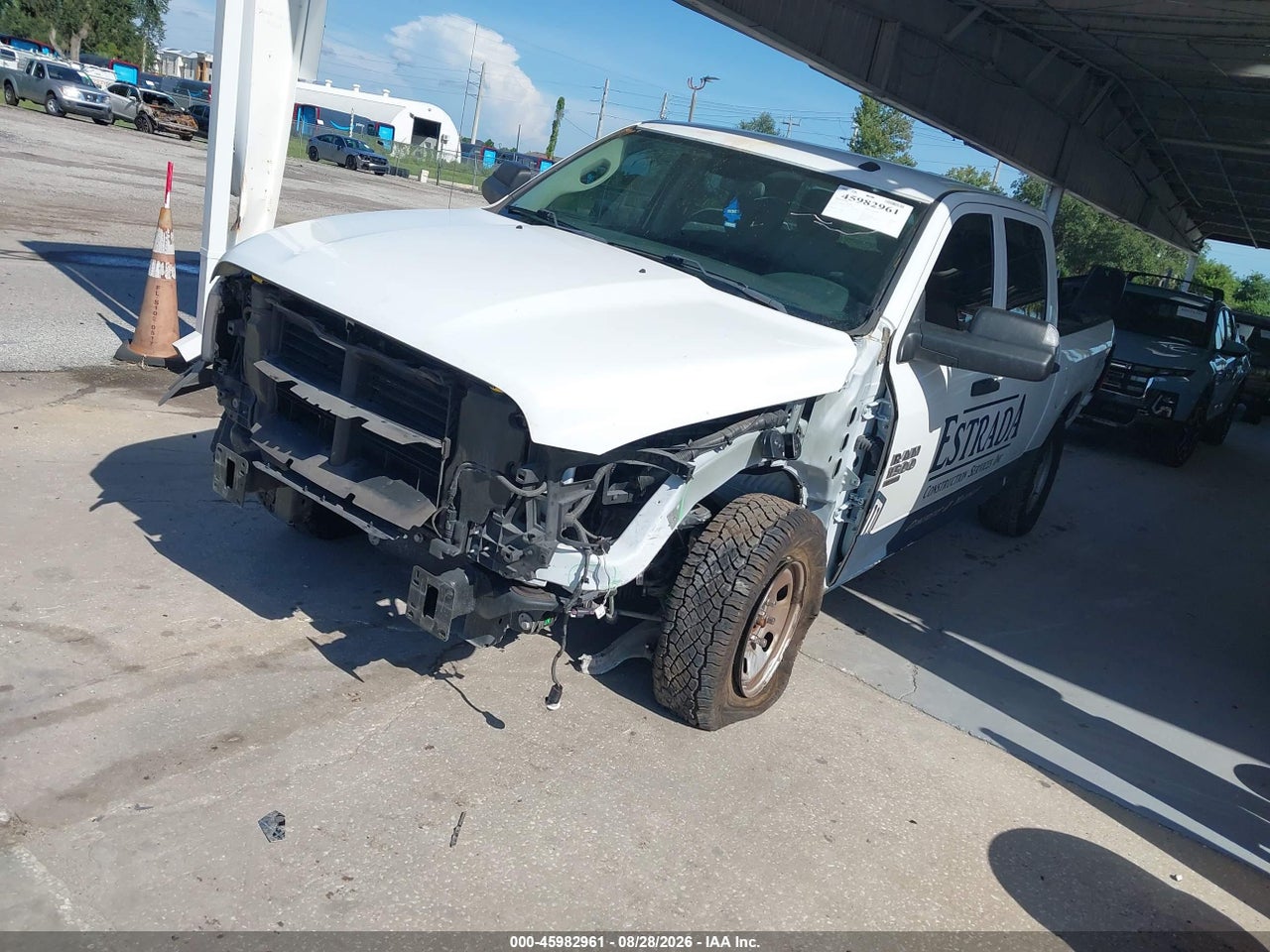 2023 RAM 1500 CLASSIC TRADESMAN  4X4 5'7 BOX · 2/11