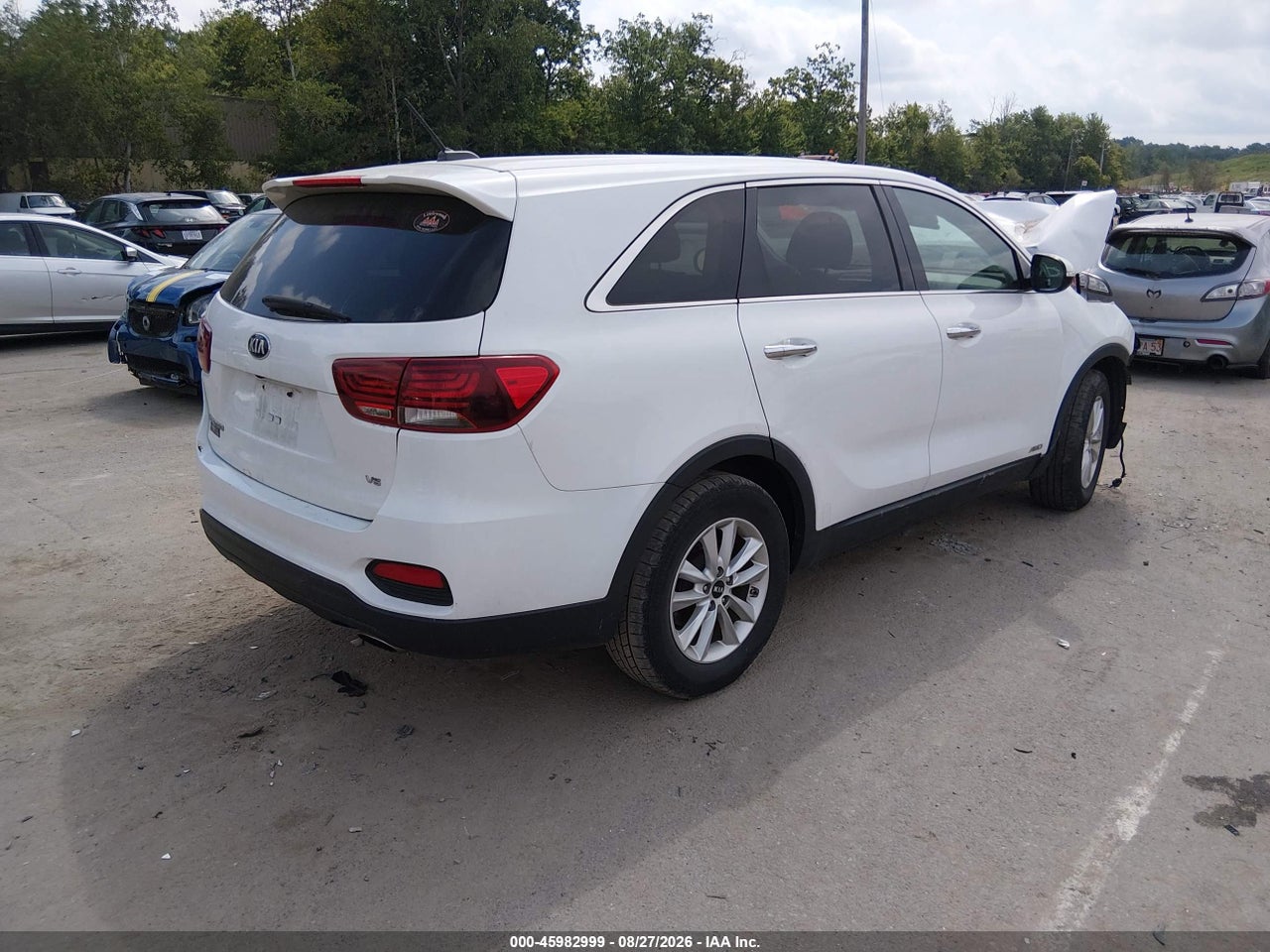 2019 KIA SORENTO 3.3L LX · 4/11