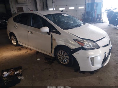 2013 TOYOTA PRIUS PLUG-IN
