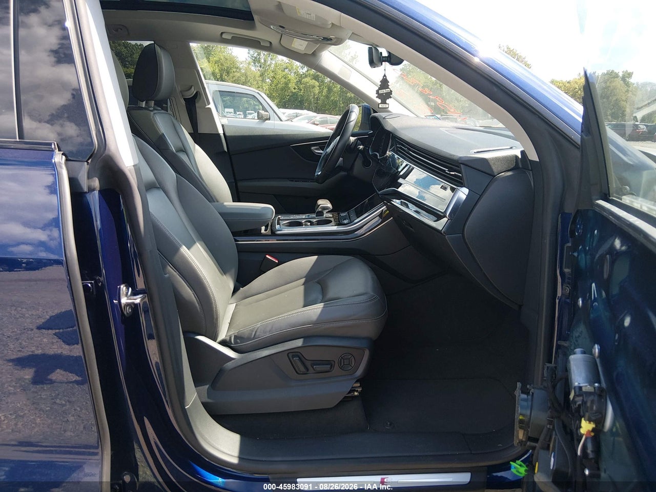 2019 AUDI Q8 55 PREMIUM · 5/11