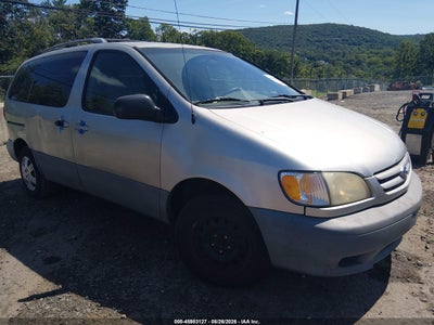 2001 TOYOTA SIENNA LE