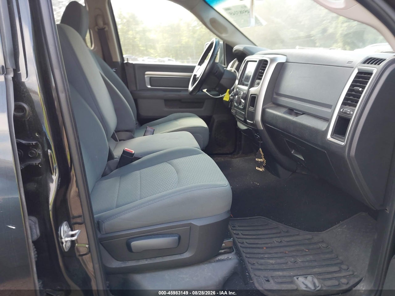 2018 RAM 1500 SLT · 5/11